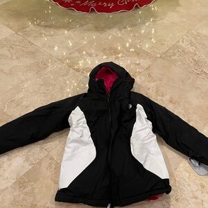 The North Face Triclimate Jacket With Liner
Girls Size M 
10/12 year’s old